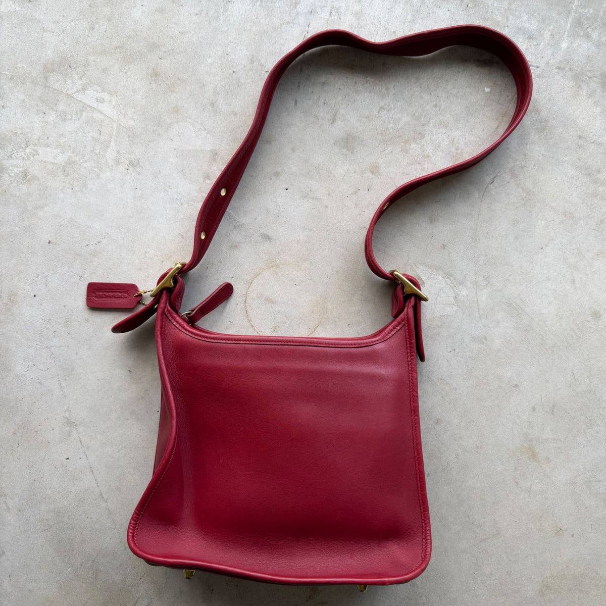 Vintage Coach Red Leather Legacy Zip Shoulder Bag 9966 