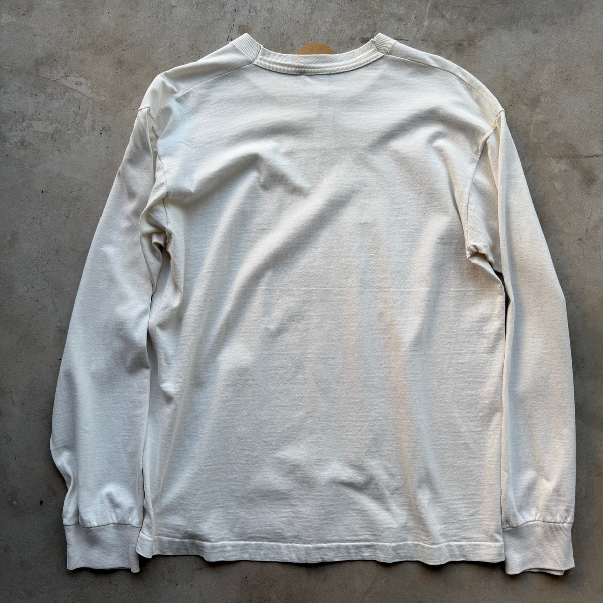 Vintage Premier One Royal Jelly “Raw Energy” Honey long-sleeve graphic shirt