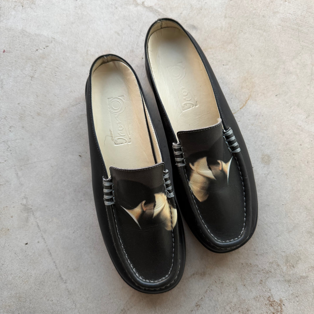 Icon Black Loafers featuring The Kiss size 6