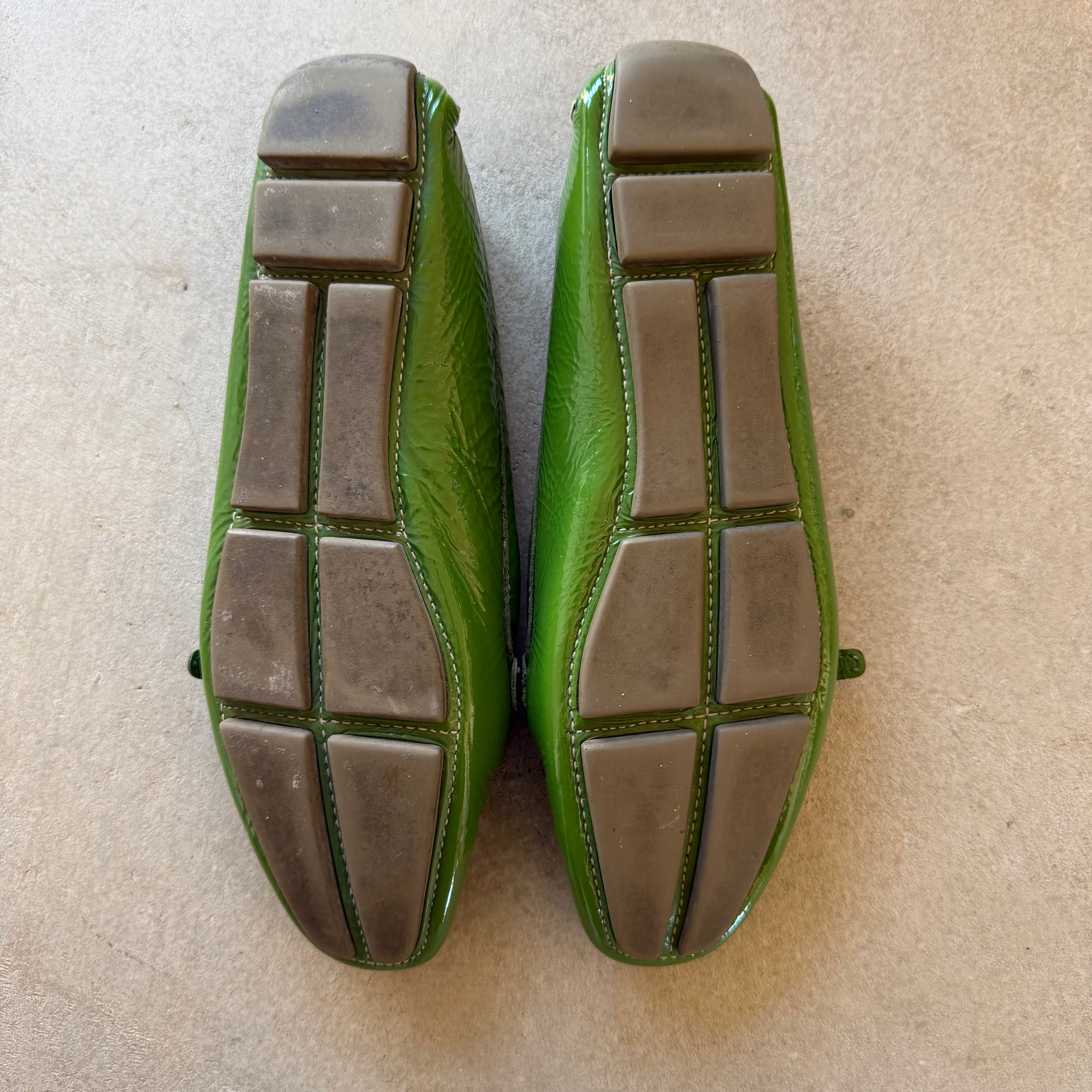 Prada Green Patent Leather with Gold Ring Hardware size 38.5